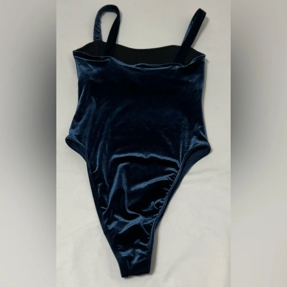 Good American Velour Velvet Bodysuit Navy Size 4 Snap Closure - Picture 3 of 10